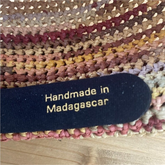 Helen Kaminski 100% Raffia Hat - Picture 7 of 7